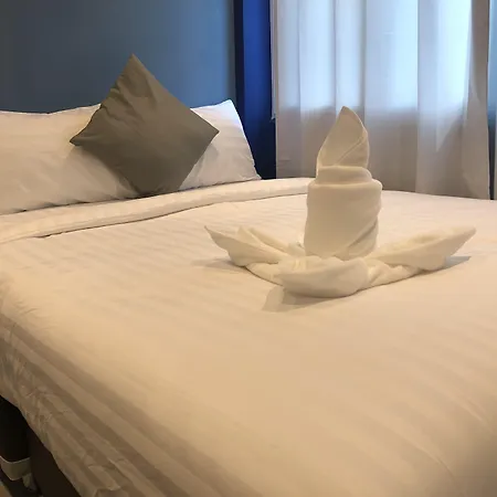 Sleep With Me Bangkok - Bts Phra Khanong