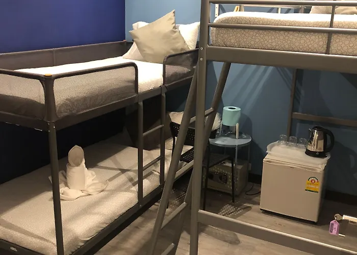 Sleep With Me - Bts Phra Khanong Hotel 3*