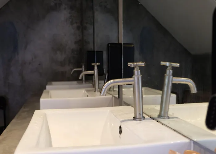 Hotel Sleep With Me - Bts Phra Khanong 3*