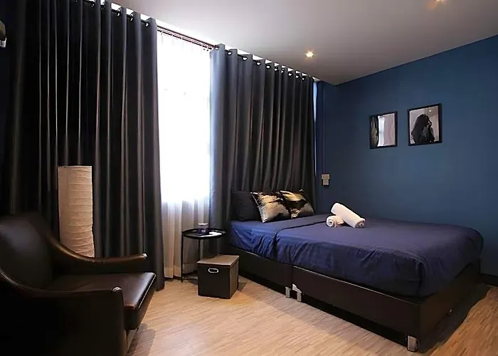 Sleep With Me - Bts Phra Khanong Hotel 3*
